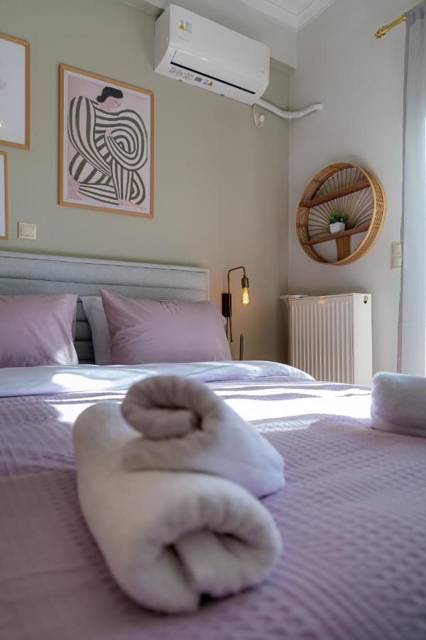 Sunny & Modern Apt For 3 Persons Athén Kültér fotó